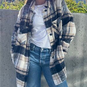 RD Style Black and Cream Plaid Teddy Jacket size large